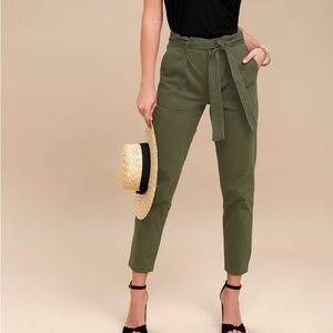Lulus Leo Olive Green Tie-Waist Cropped Pants NWT